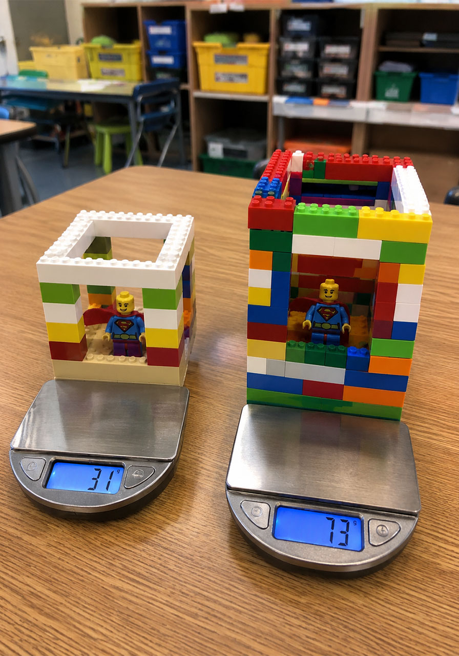 Comparing lightweight and heavy LEGO cages for a zip line weight experiment